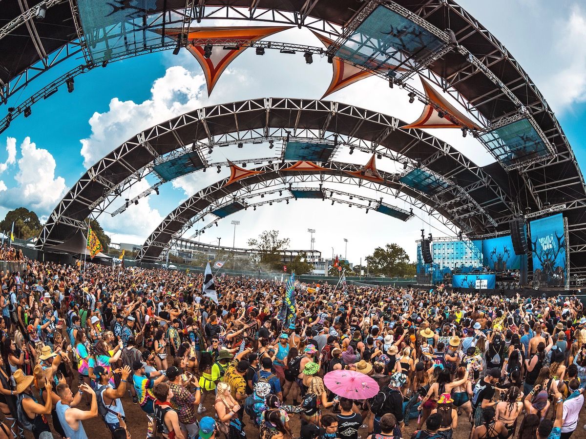 PK Sound Powers Bass-Heavy Eclipse Stage at Sunset Music Festival